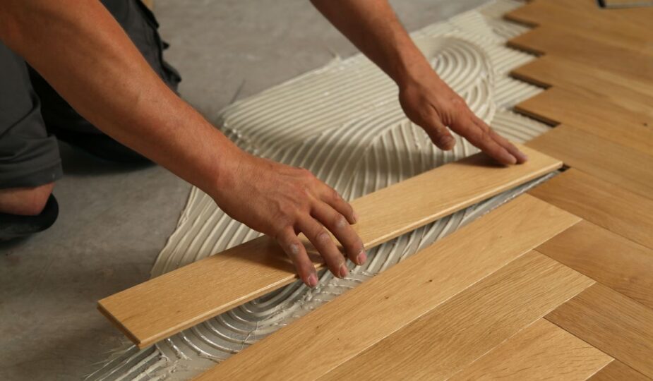 Techniques installation parquet massif